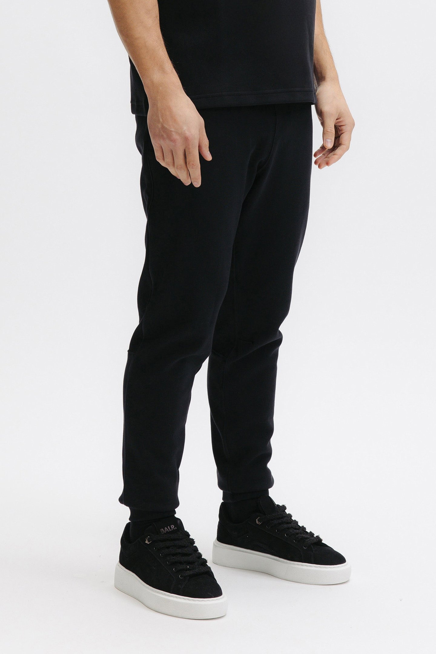 Q SERIES JOGGER JET BLACK 5