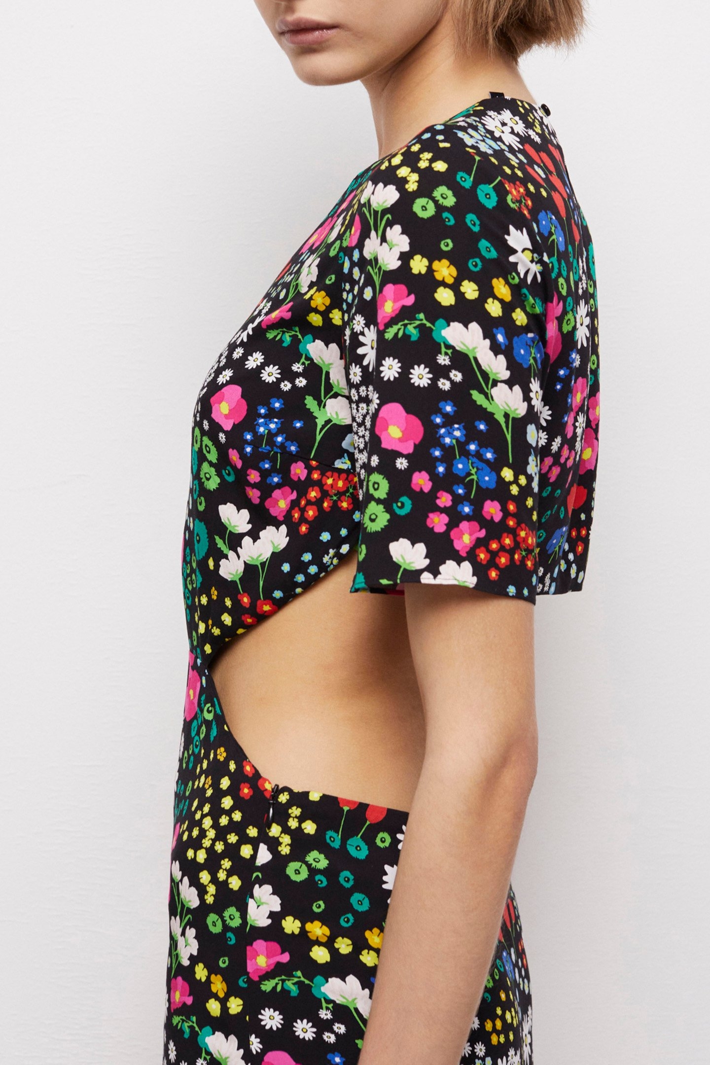 OPEN BACK LONG DRESS WITH SHORT SLEEVES MULTICOLOR 5