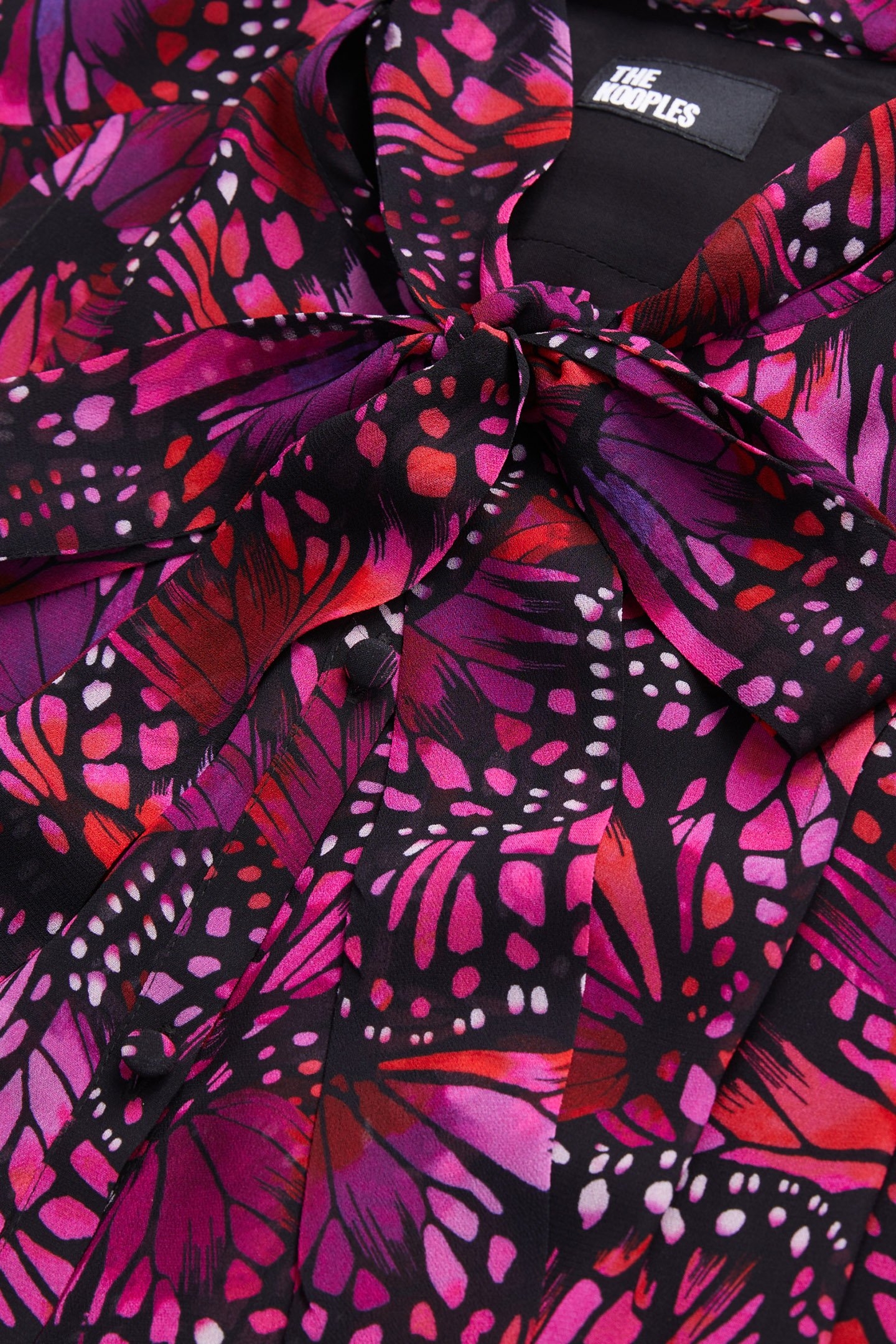 ML BUTTONED TOP WITH LAVALIERE COLLAR PINK 2