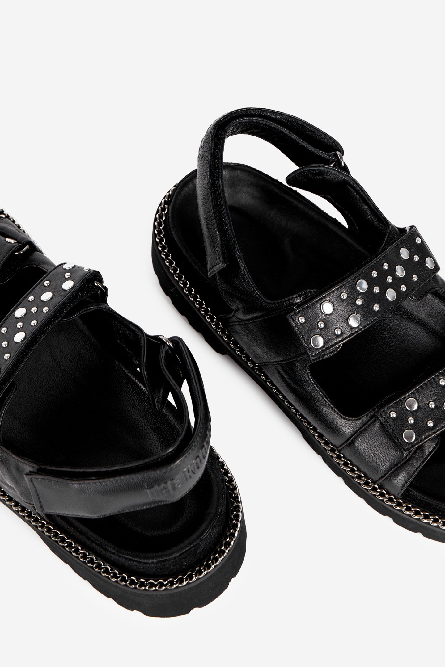 LEATHER SANDALS WITH STRAP AND CHAIN BLACK 4