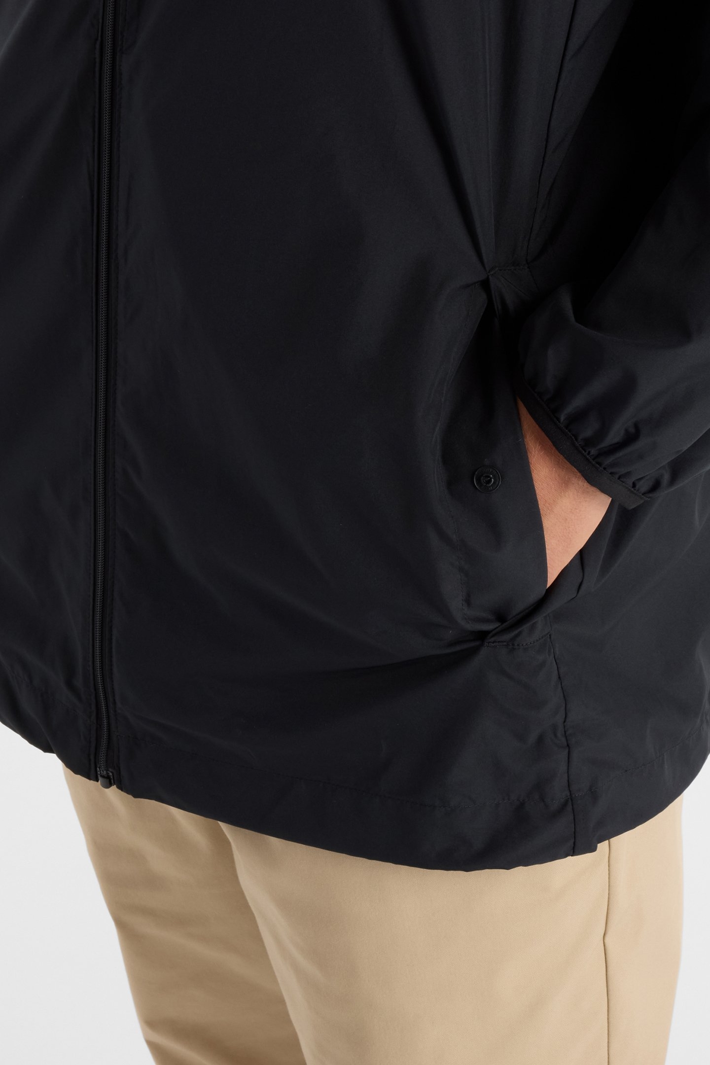 ATHLETICS PACKABLE JACKET BLACK 4