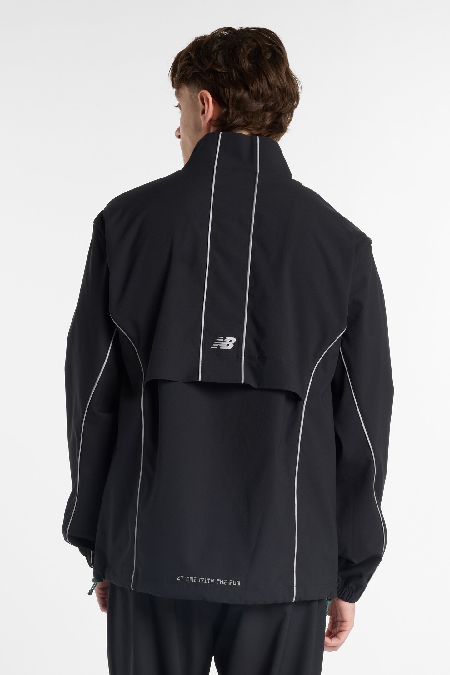RUN ENERGY JACKET BLACK 2