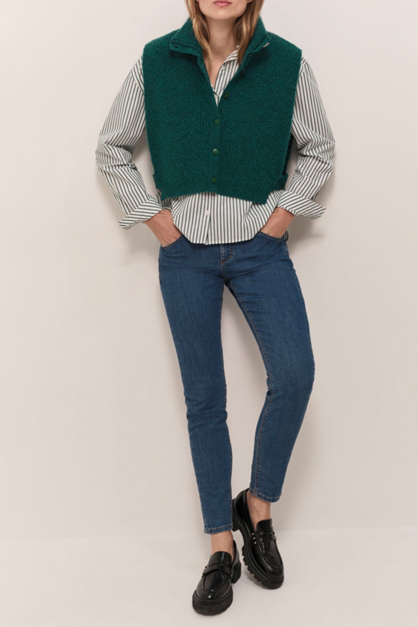 ANGIE - EVERGREEN KNIT TRUCKER COLLAR 1