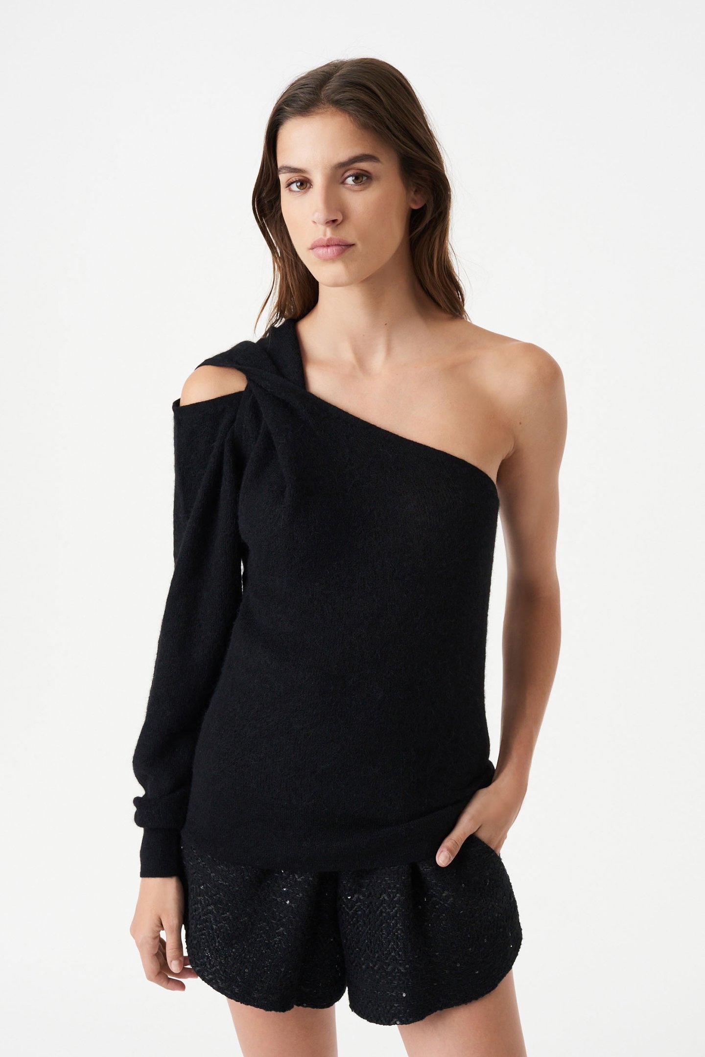 BAUREL PULLOVER BLACK 1