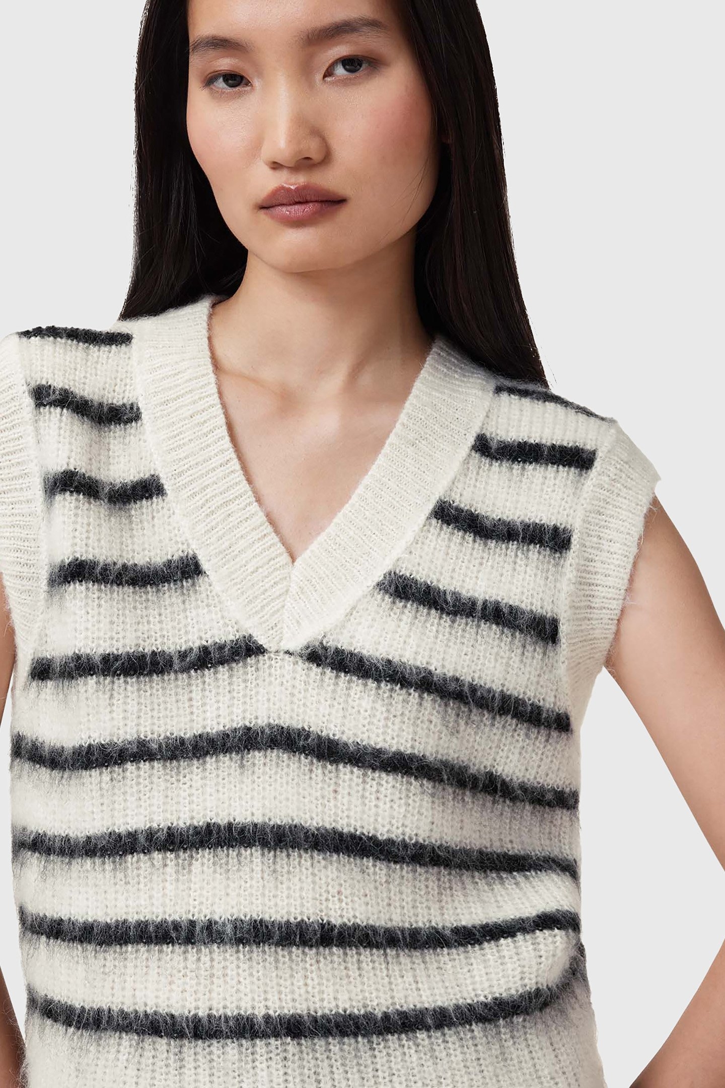 RIGA TANK CHALK WHITE/BLACK 7