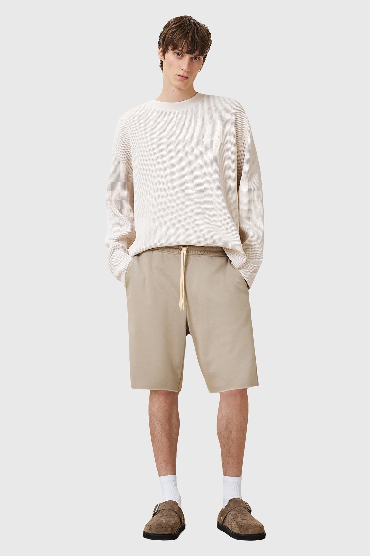 HELIX SWEATSHORT MIRE BROWN 3