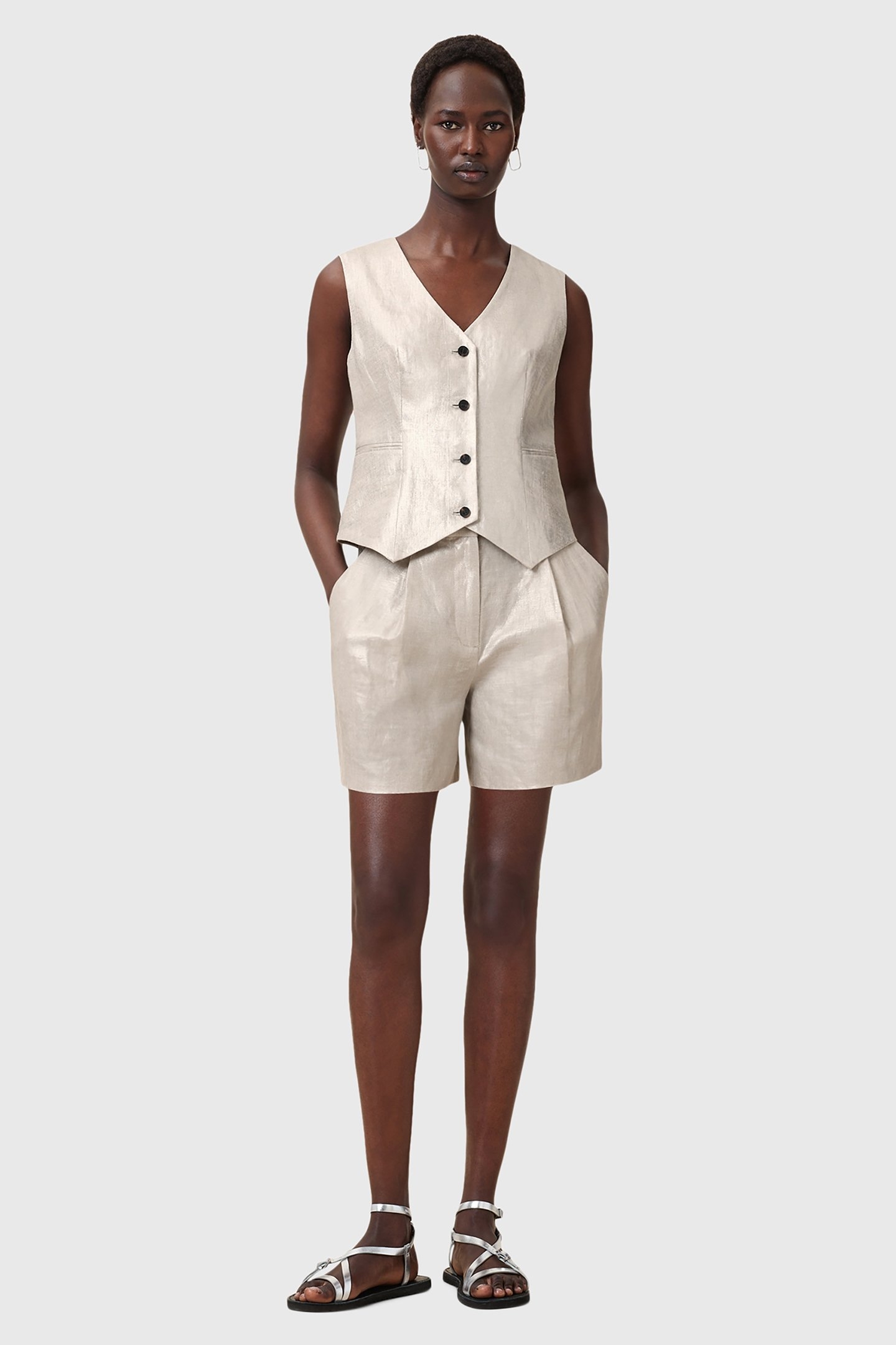 AVERIE SHORT SILVER GREY 3