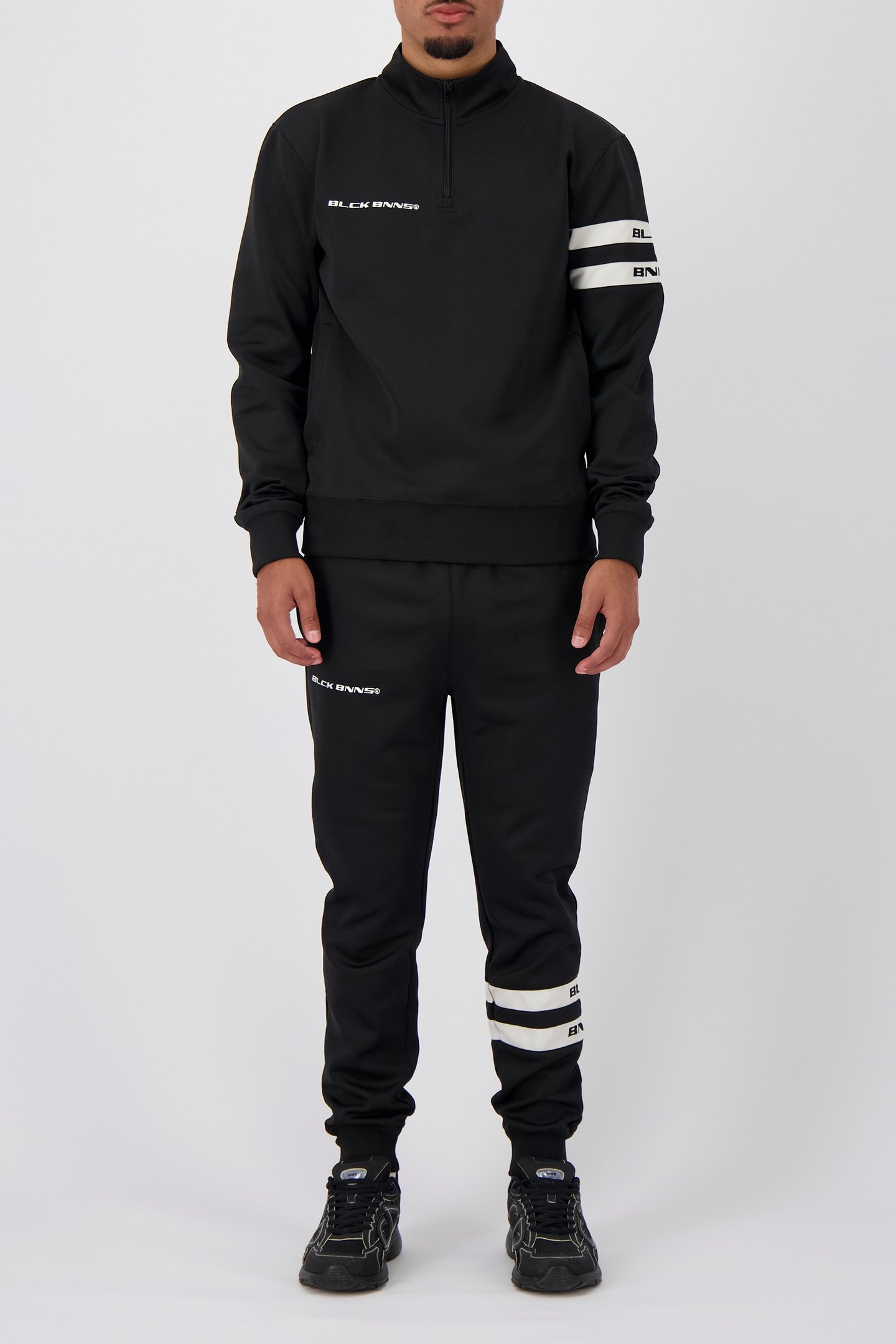 CHARGE TRACKTOP BLACK 2