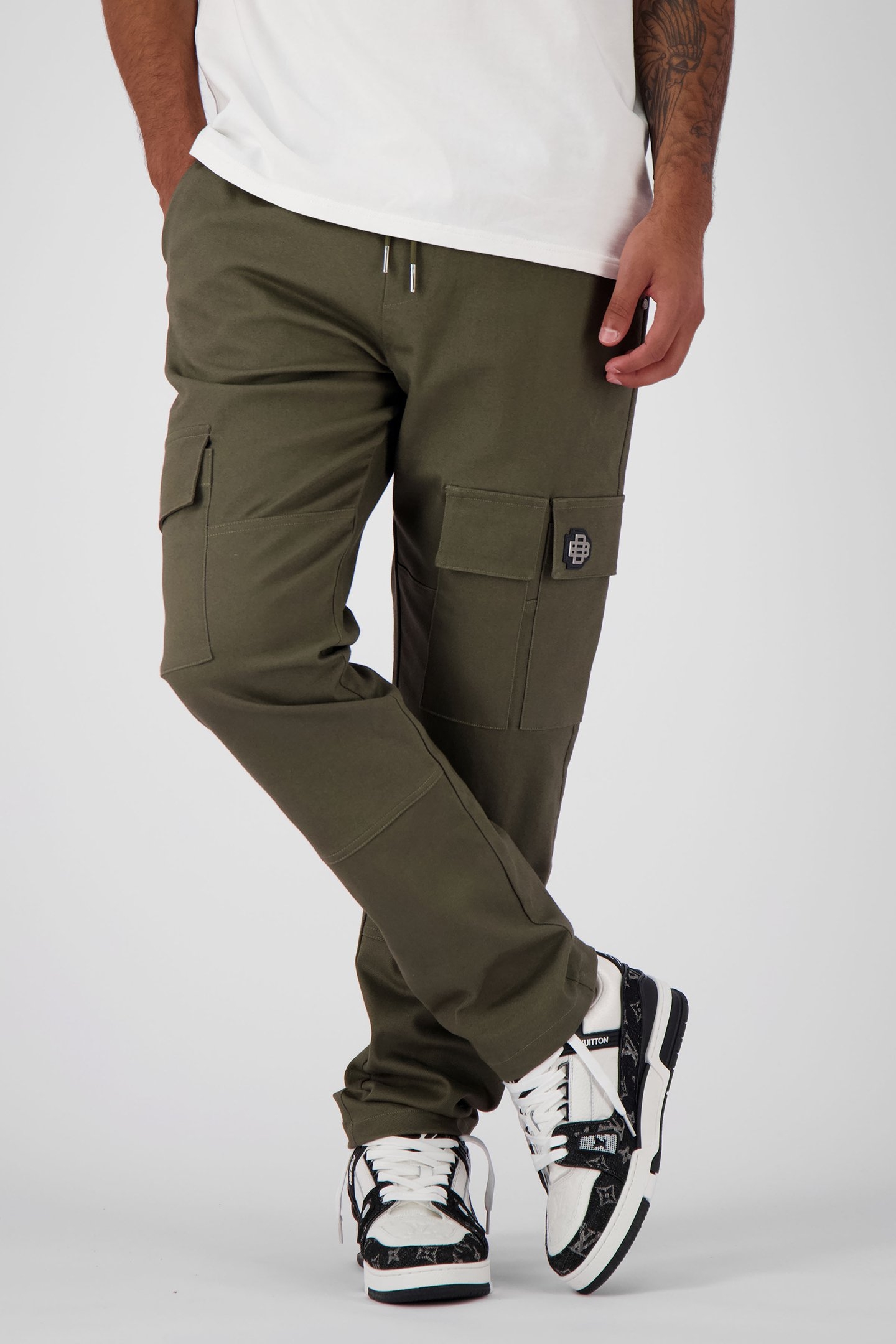 MONOGRAM CARGO PANTS MOSS GREEN 1