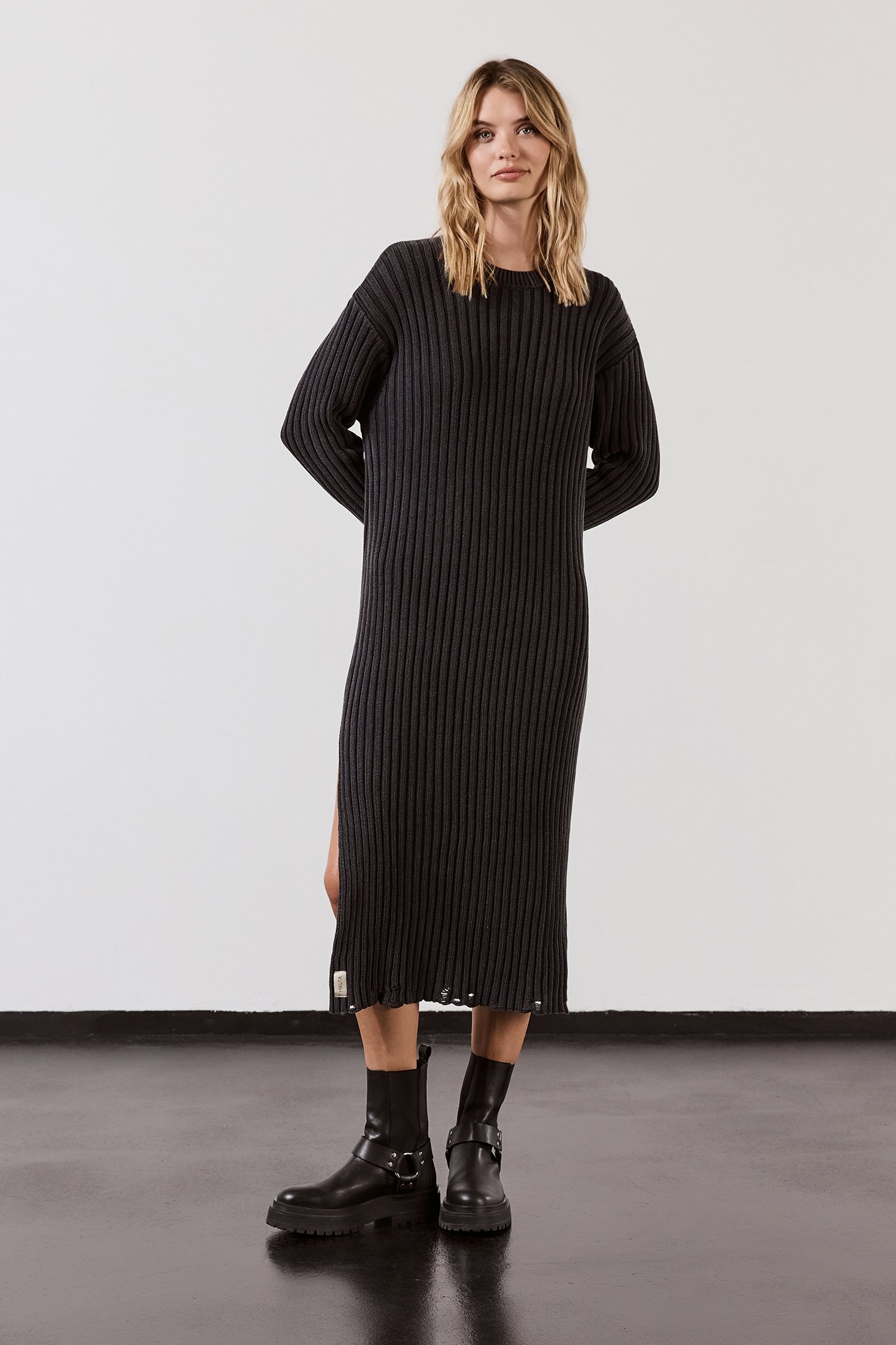 THE DARK FADED KNIT LONGSLEEVE DRESS 1