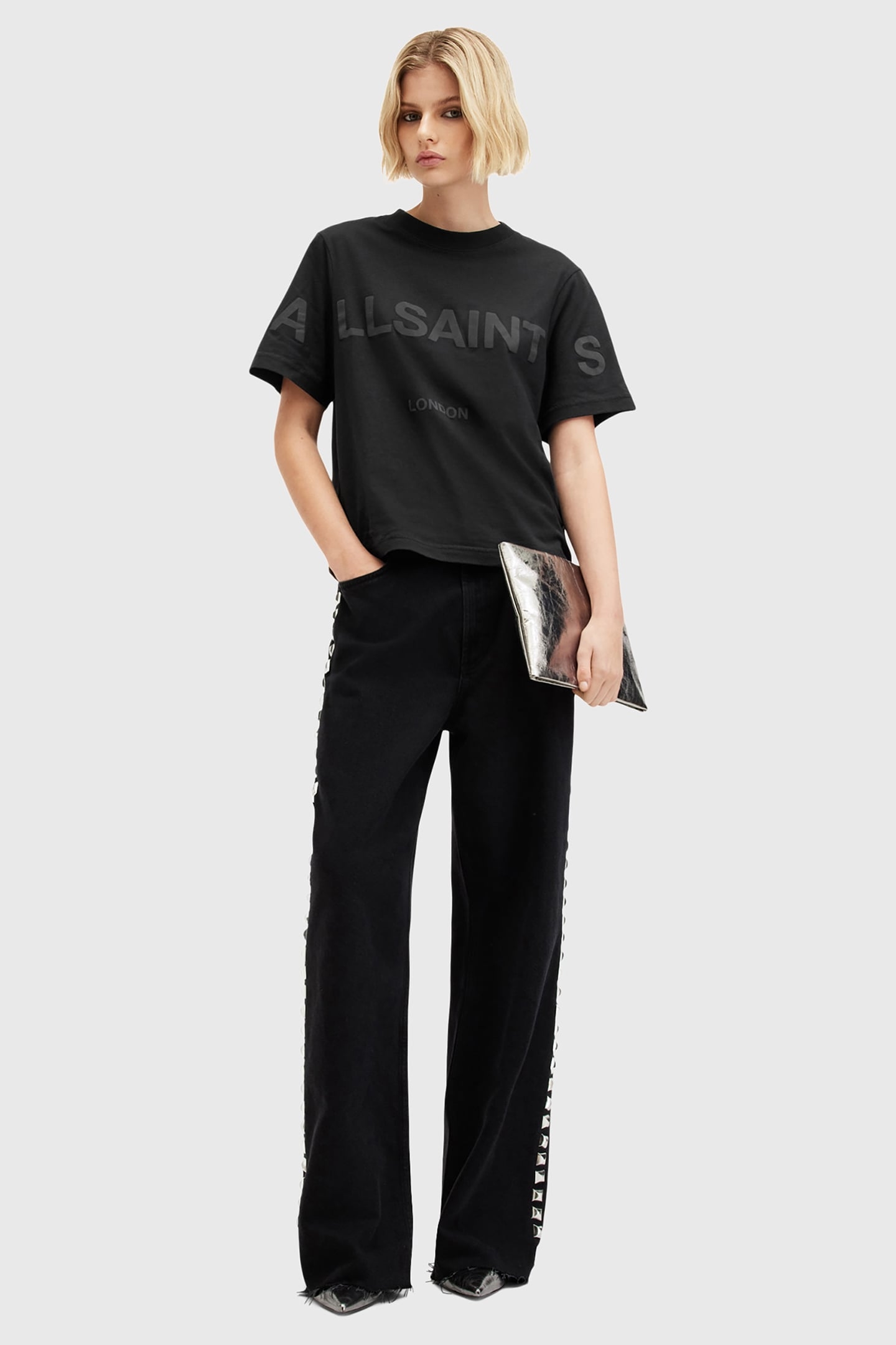 LISA BIGGY TEE BLACK 3