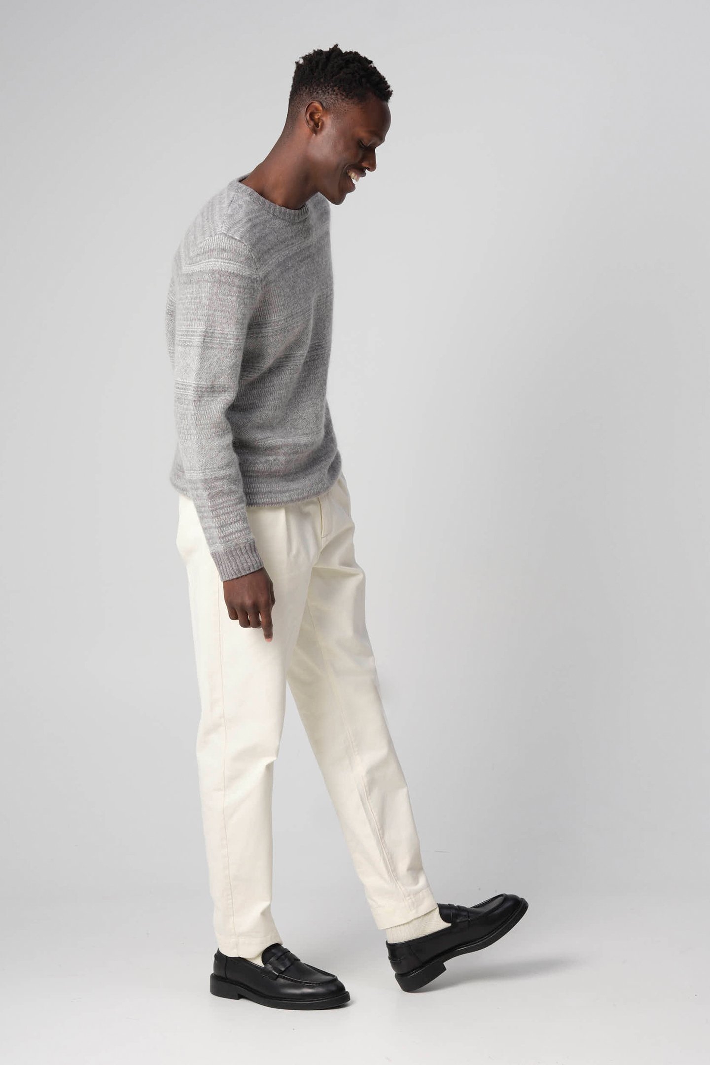 J.C. RAGS RAINER TRUI RONDE HALS LICHTGRIJS STREEP 4