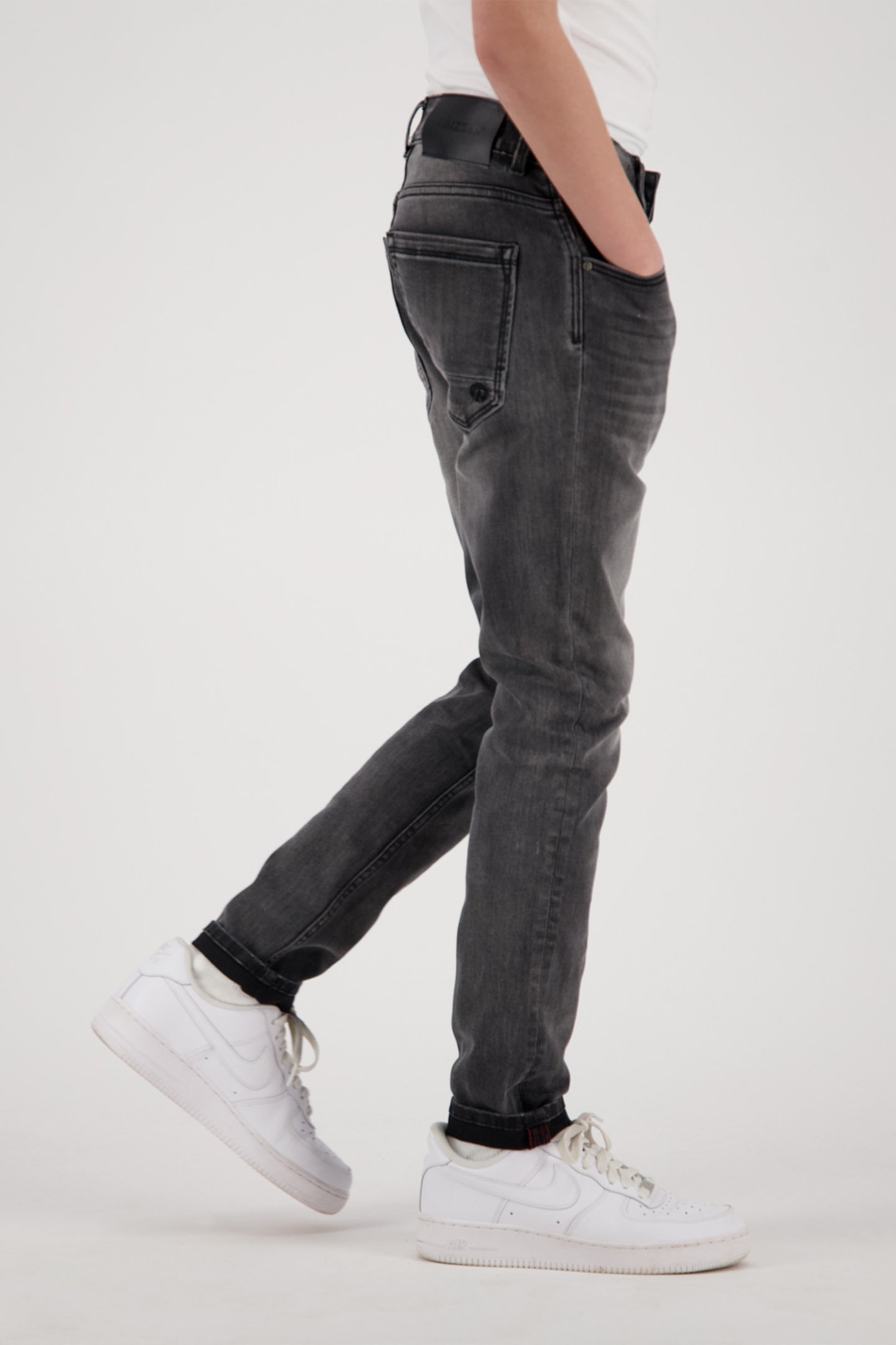 SANTIAGO JEANS BOYS DARK GREY STONE 6