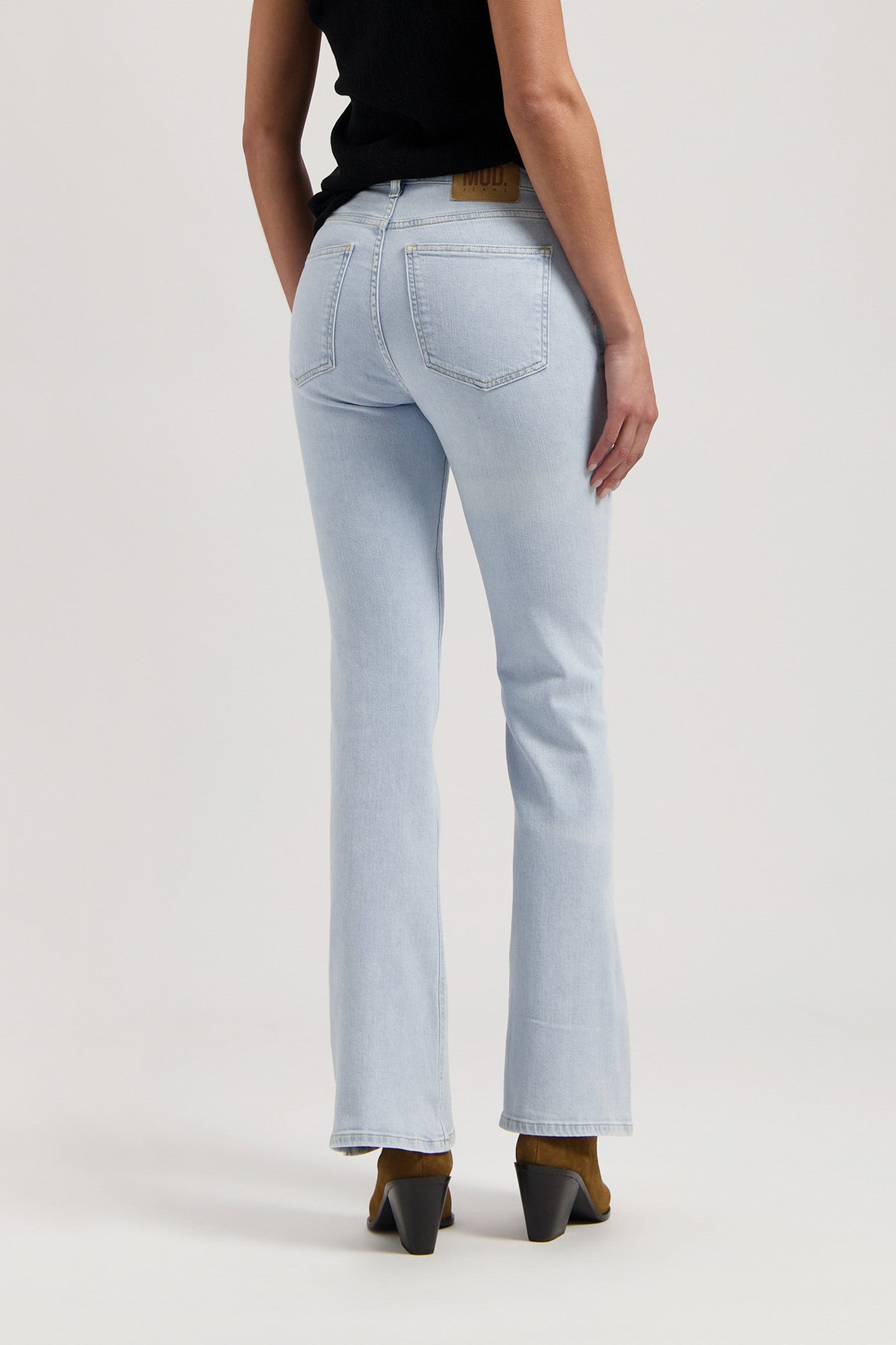 ISY HIGH FLARED LIGHT STONE 2