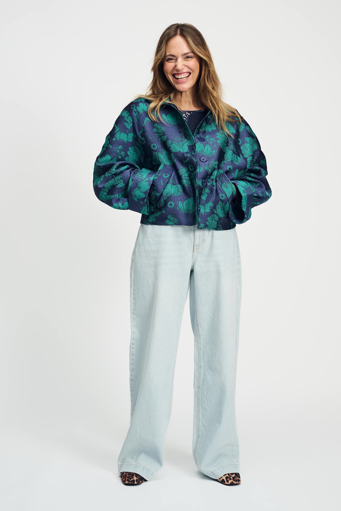 JACKET - FLORAL JACQUARD FRESH BLUE 3