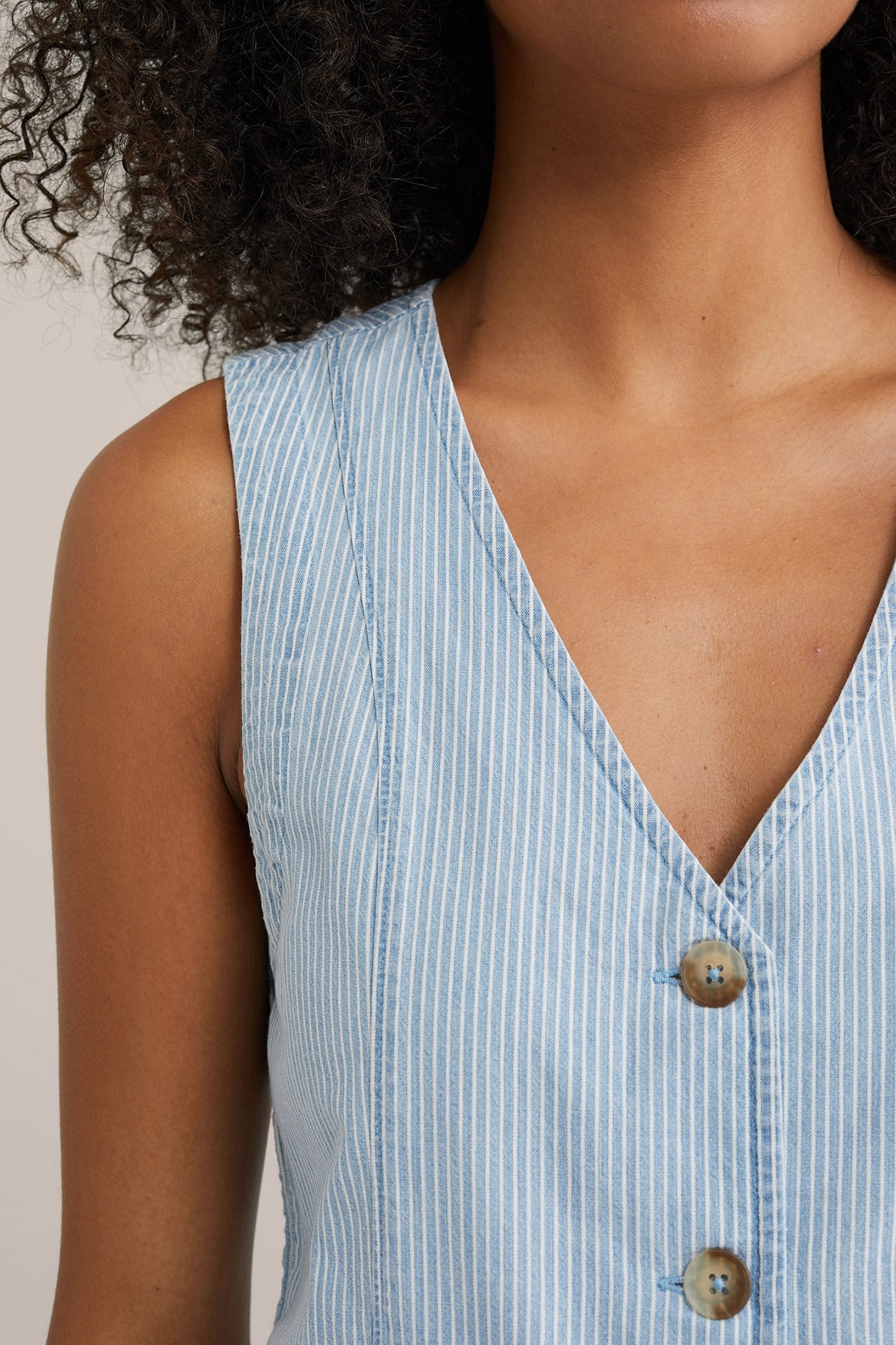 WAISTCOAT LIGHT BLUE 6