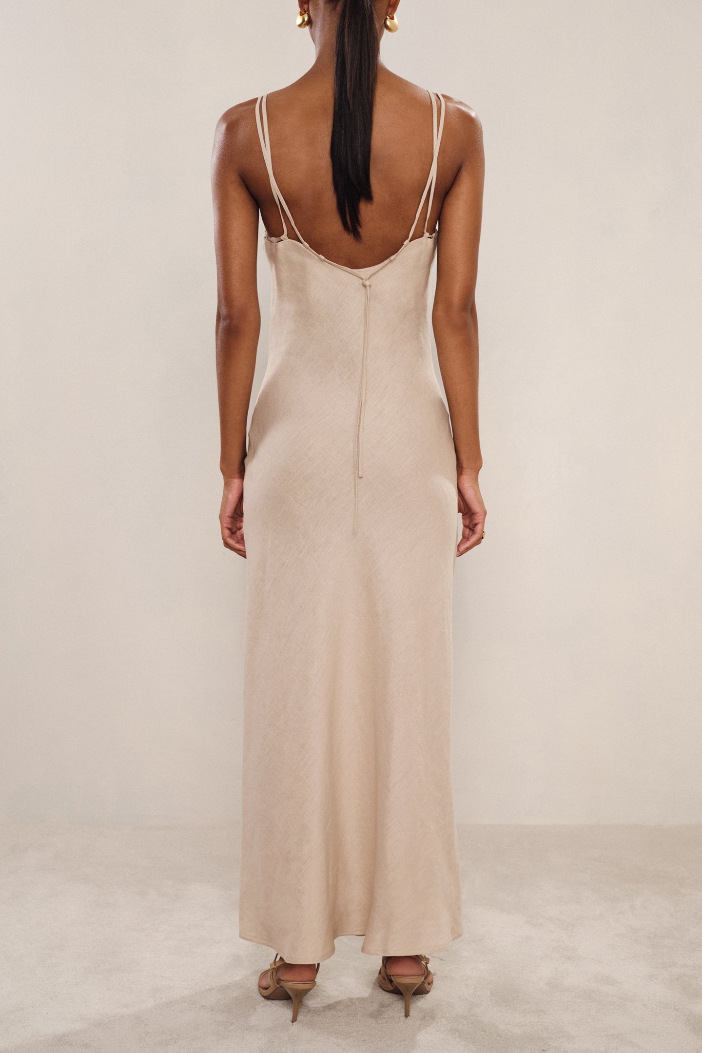 LINEN SLIP DRESS NEUTRAL 2