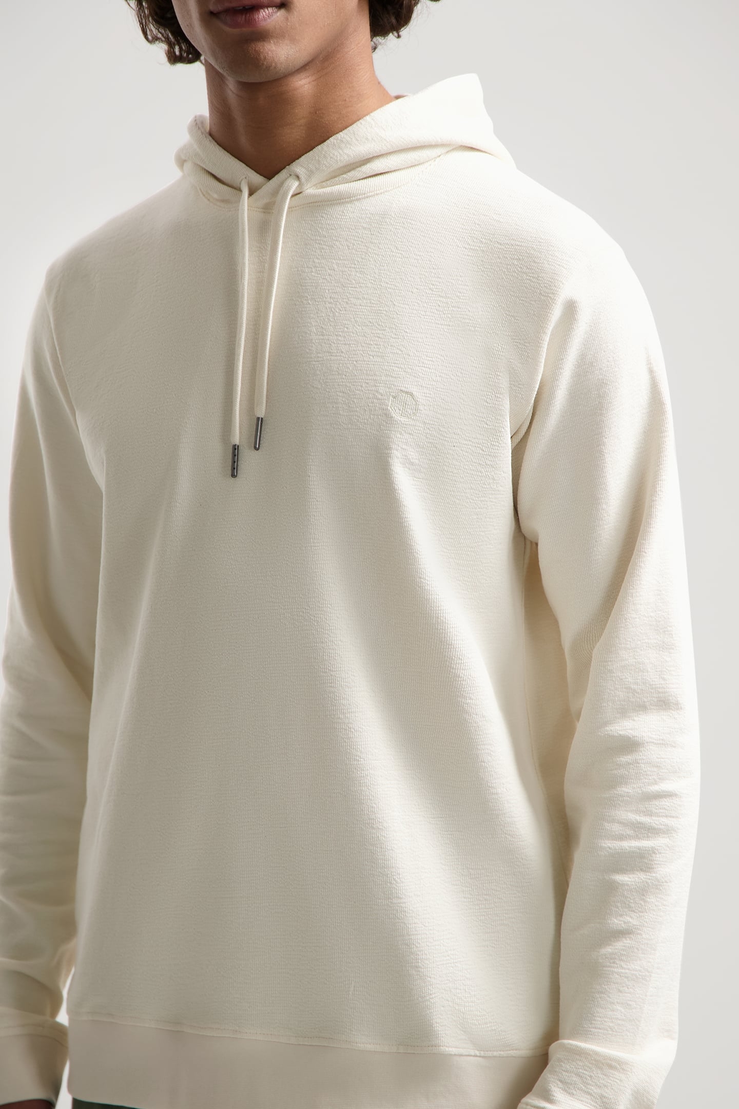 DS_NEWMAN HOODY OFFWHITE 5