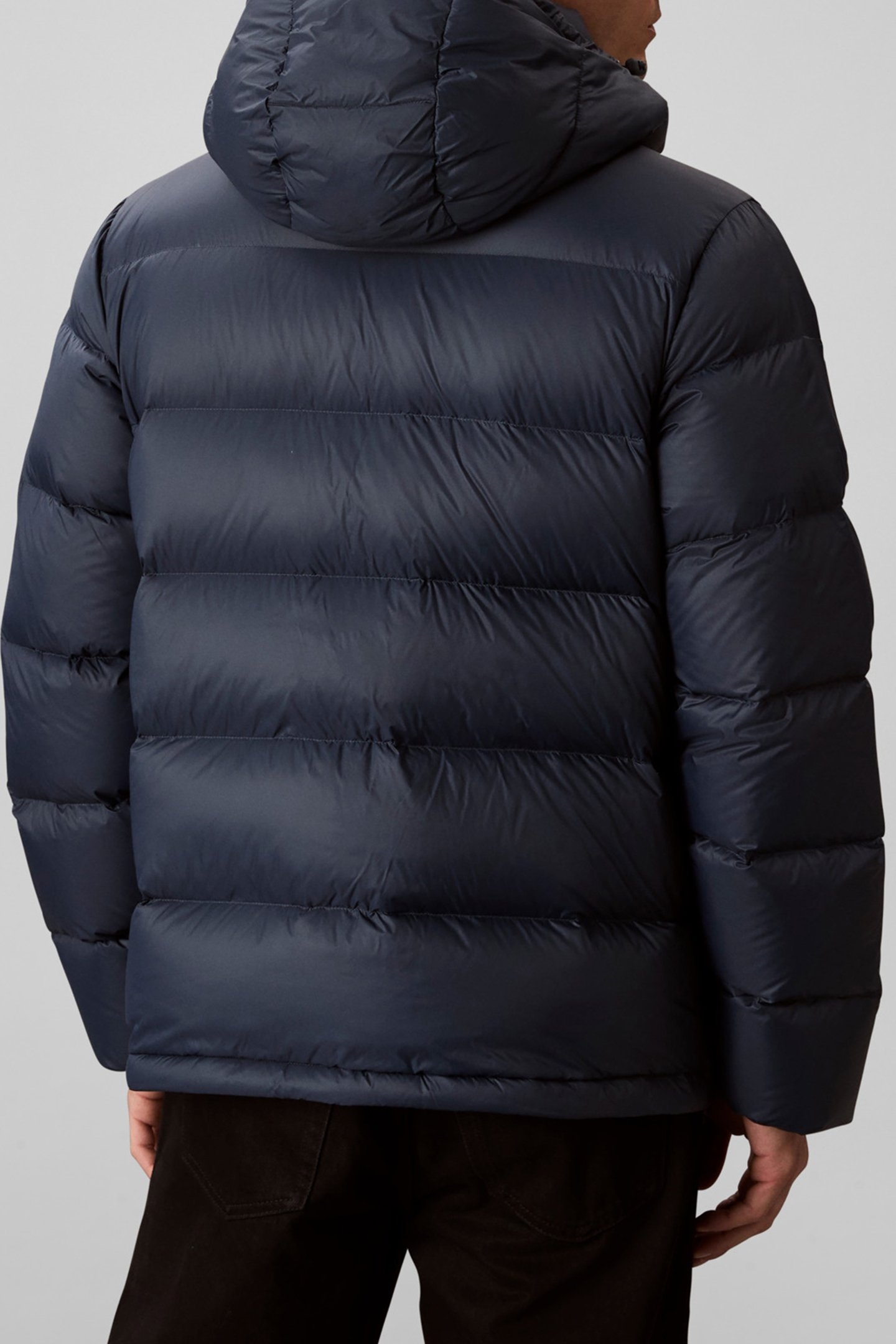 LONGSLEEVE NYLON ZIP OFF HOODIE INK 3