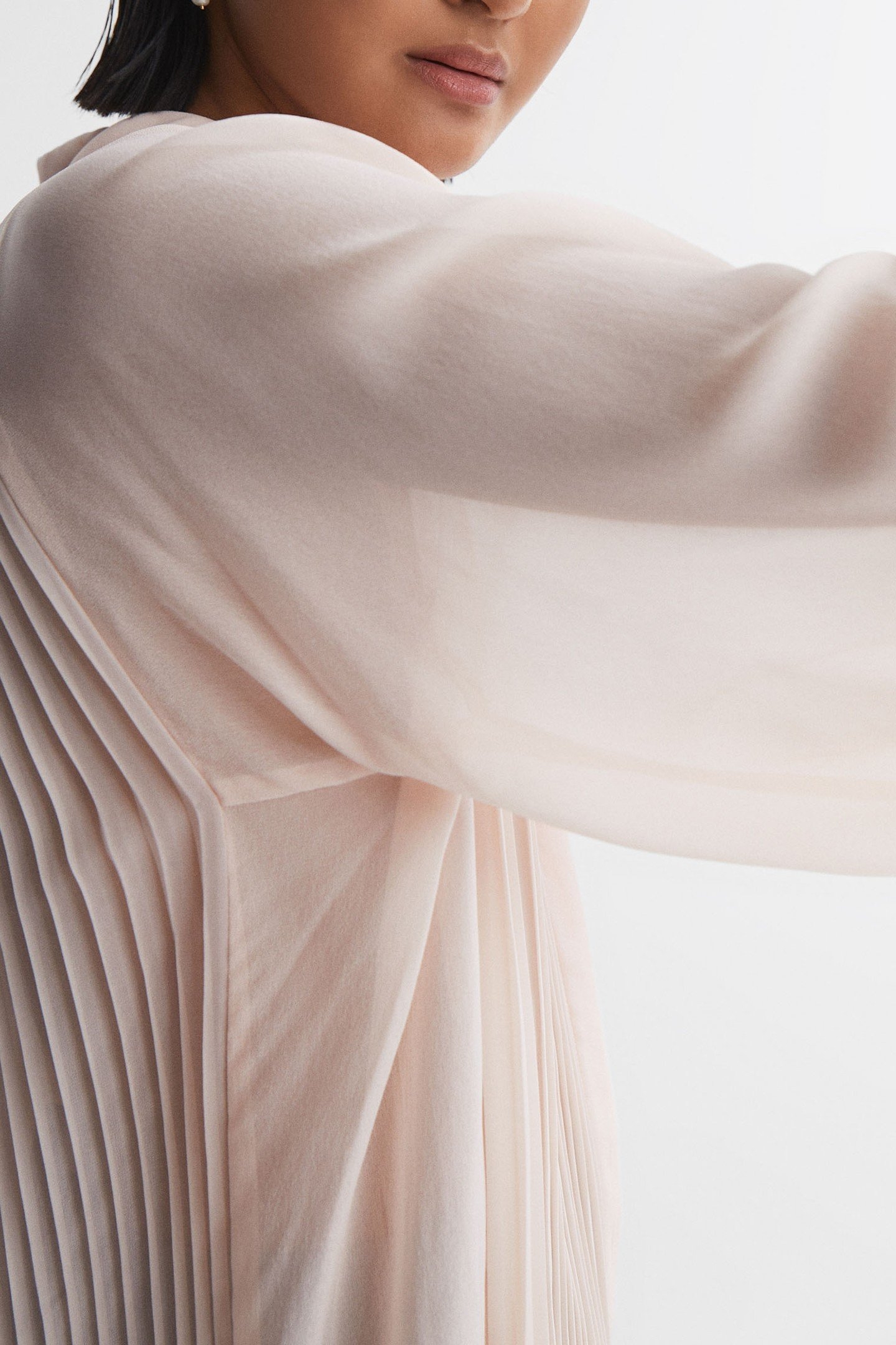 PLEAT DETAIL BLOUSE NUDE 6