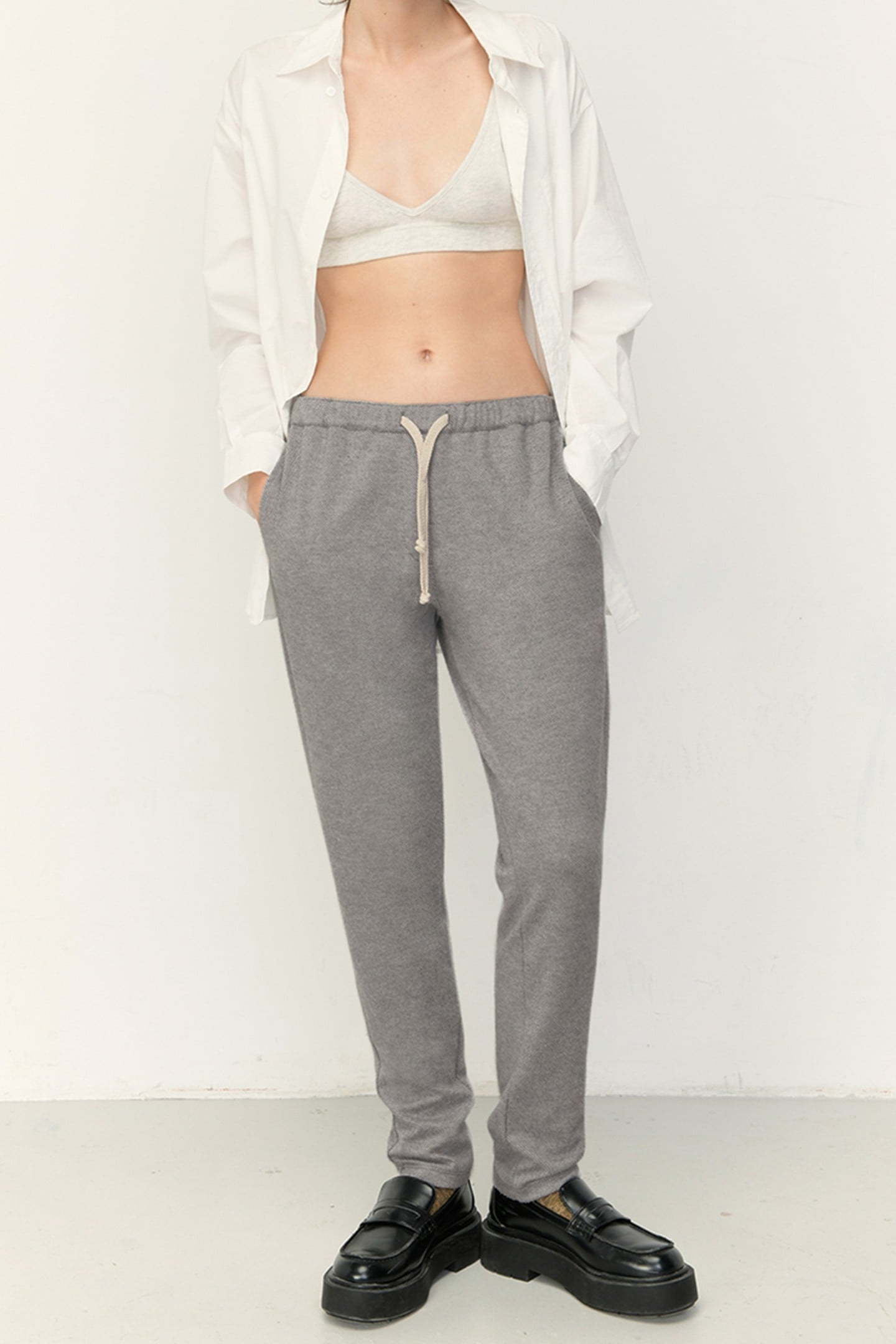 JOGGING CHINA GREY 2