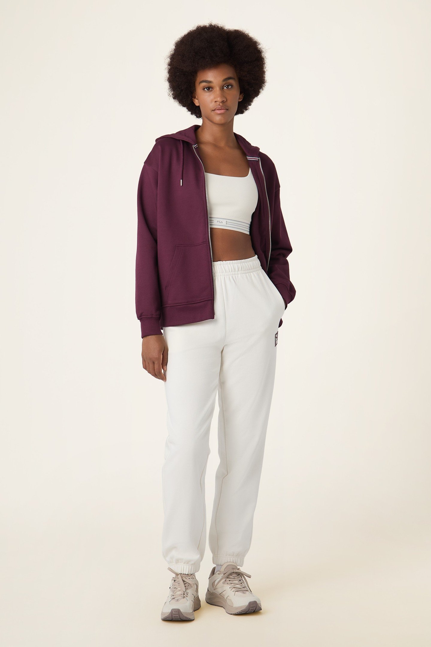 LAGRIO LOOSE SWEATPANTS EGRET 2