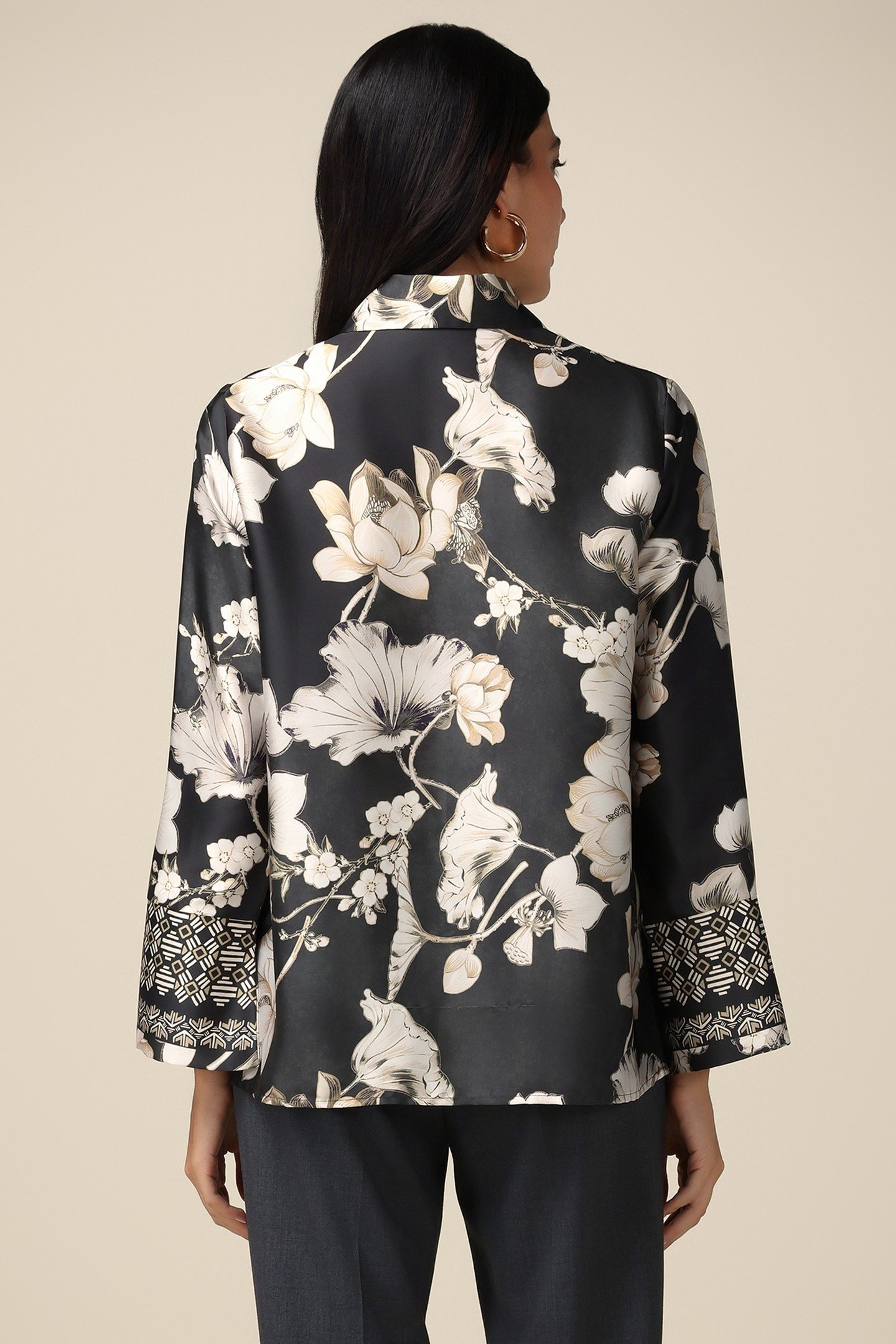 FLORAL SATIN SHIRT BLACK 2