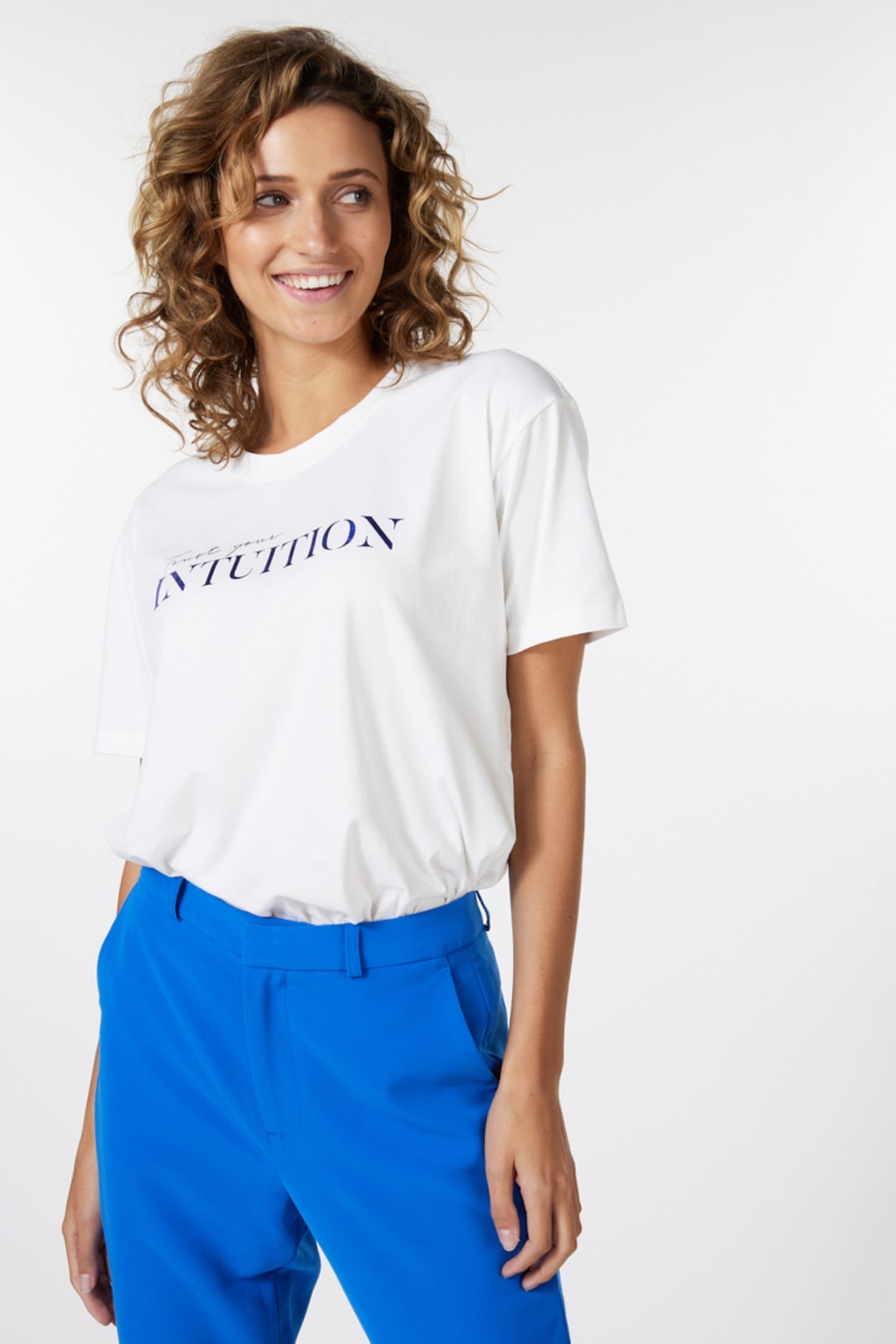 T-SHIRT “INTUITION” OFF WHITE 1