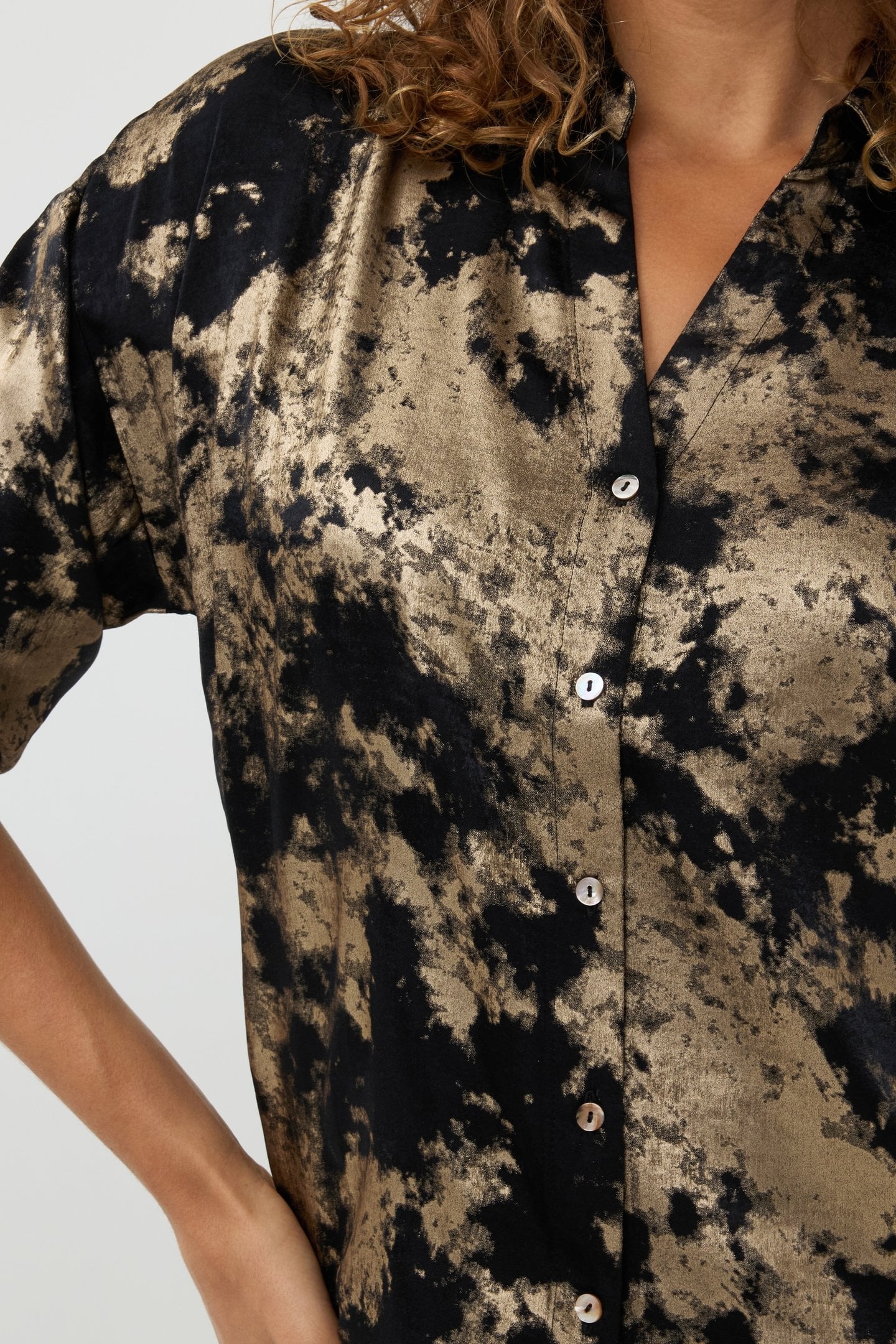 BLOUSE V-NECK LAMEE BLACK 7