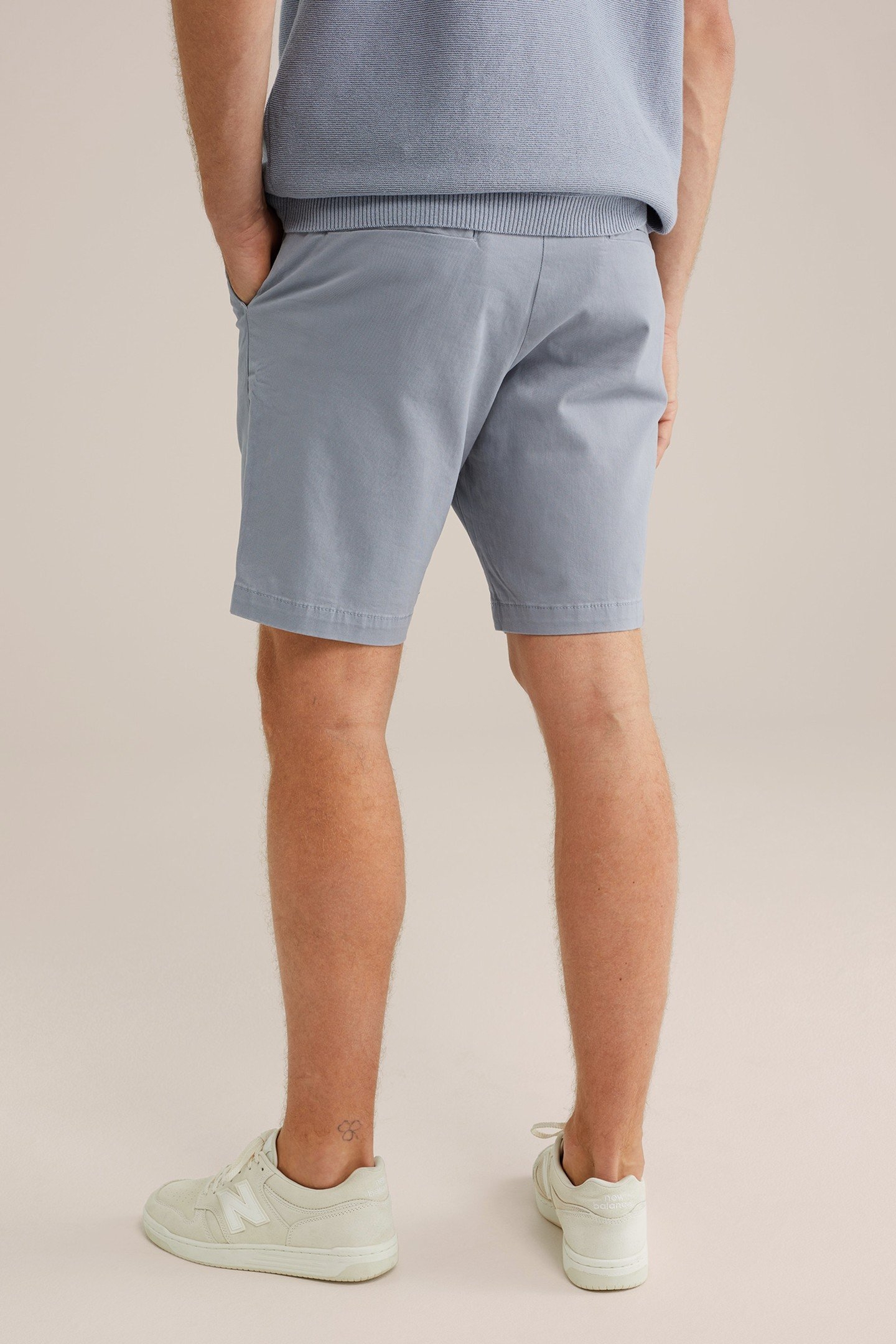 SHORT GREYISH BLUE 3