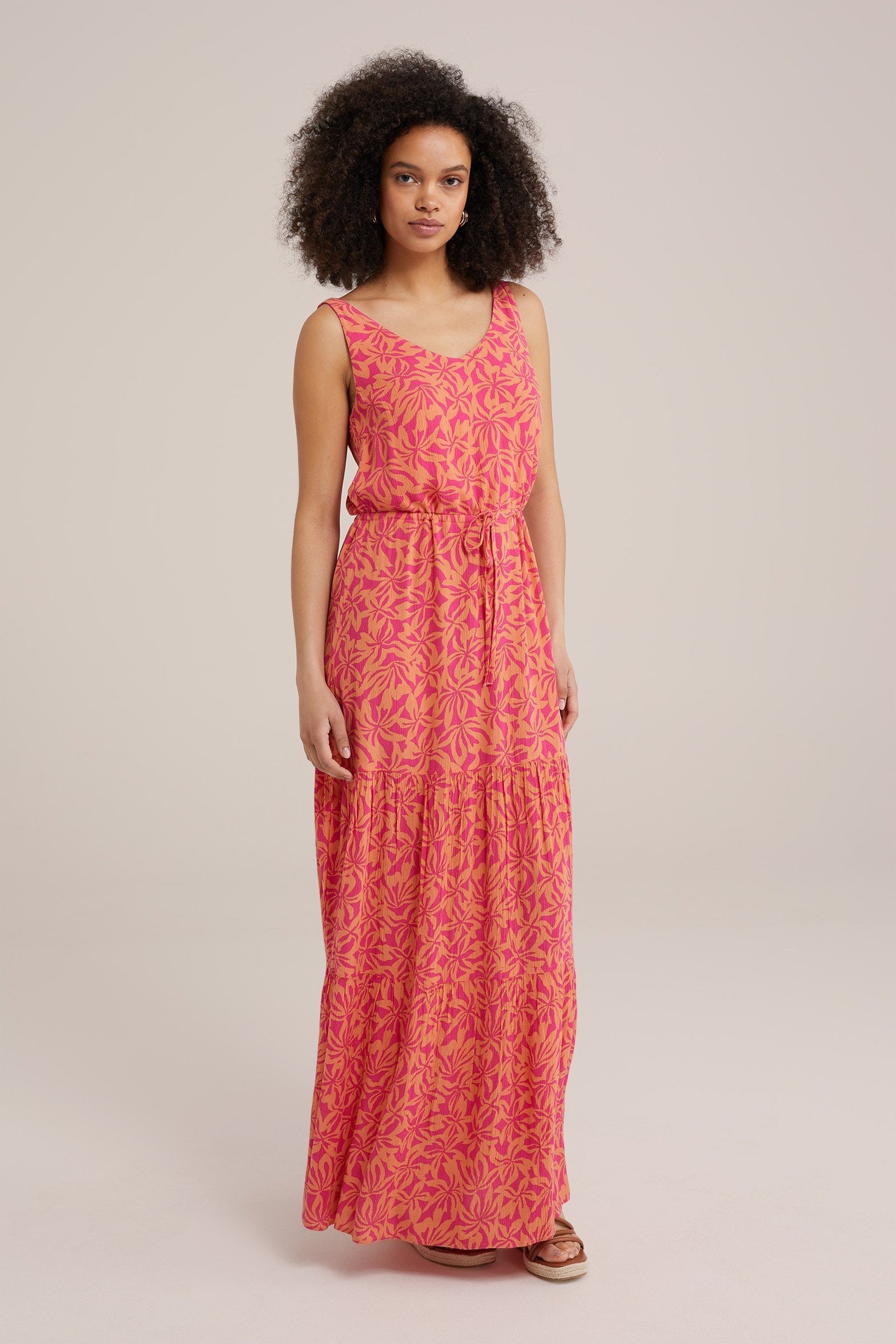 DRESS MAXI LENGTH BRIGHT PINK 5