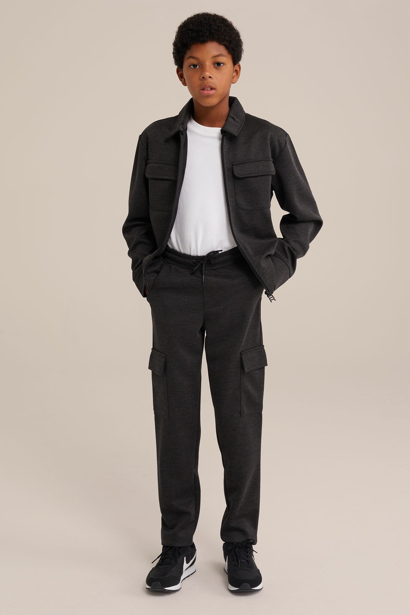 BOYS CARDIGAN WITH ZIPPER BLACK 2