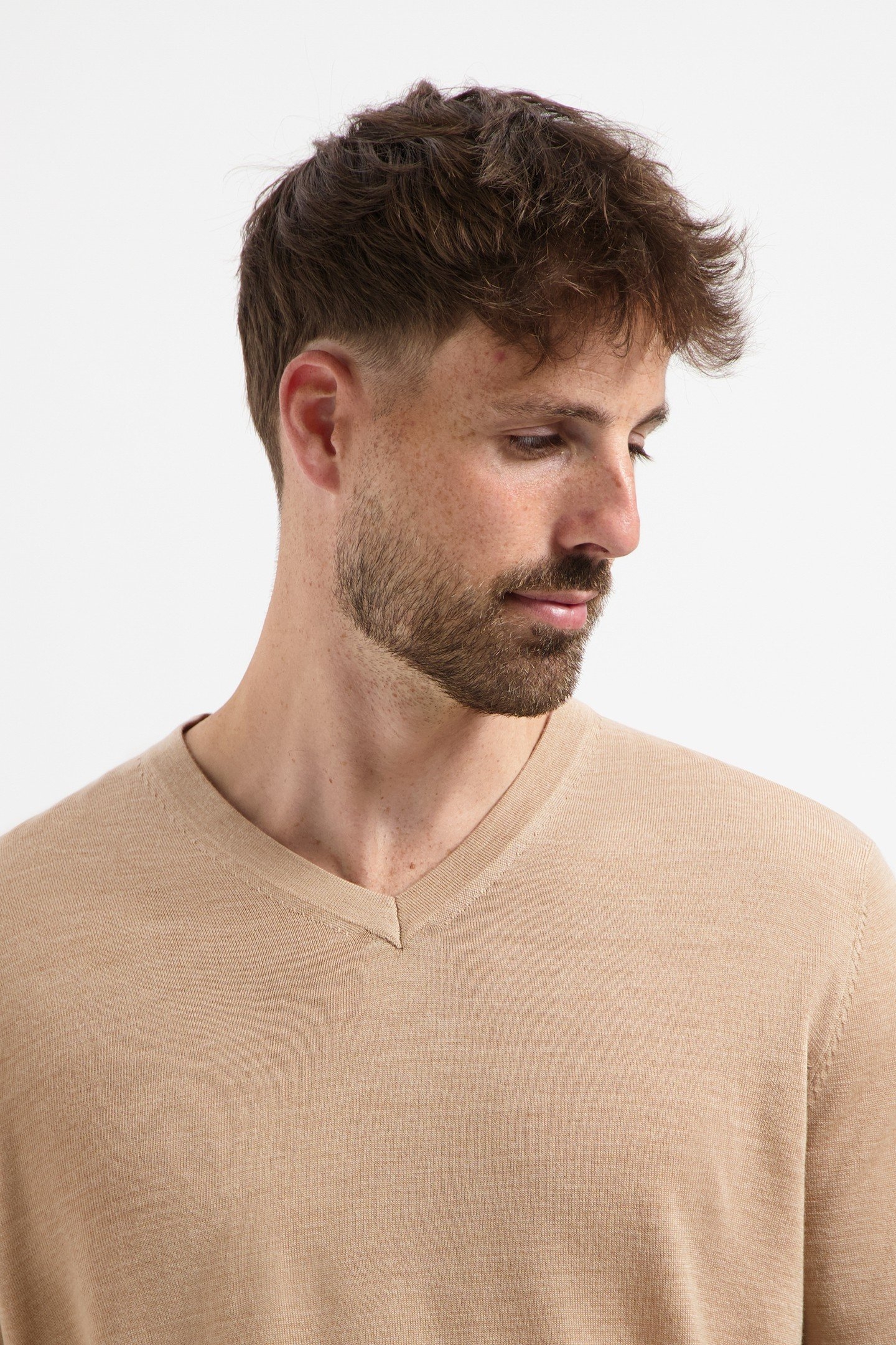 V NECK100% MERINO SAHARA SAND 4