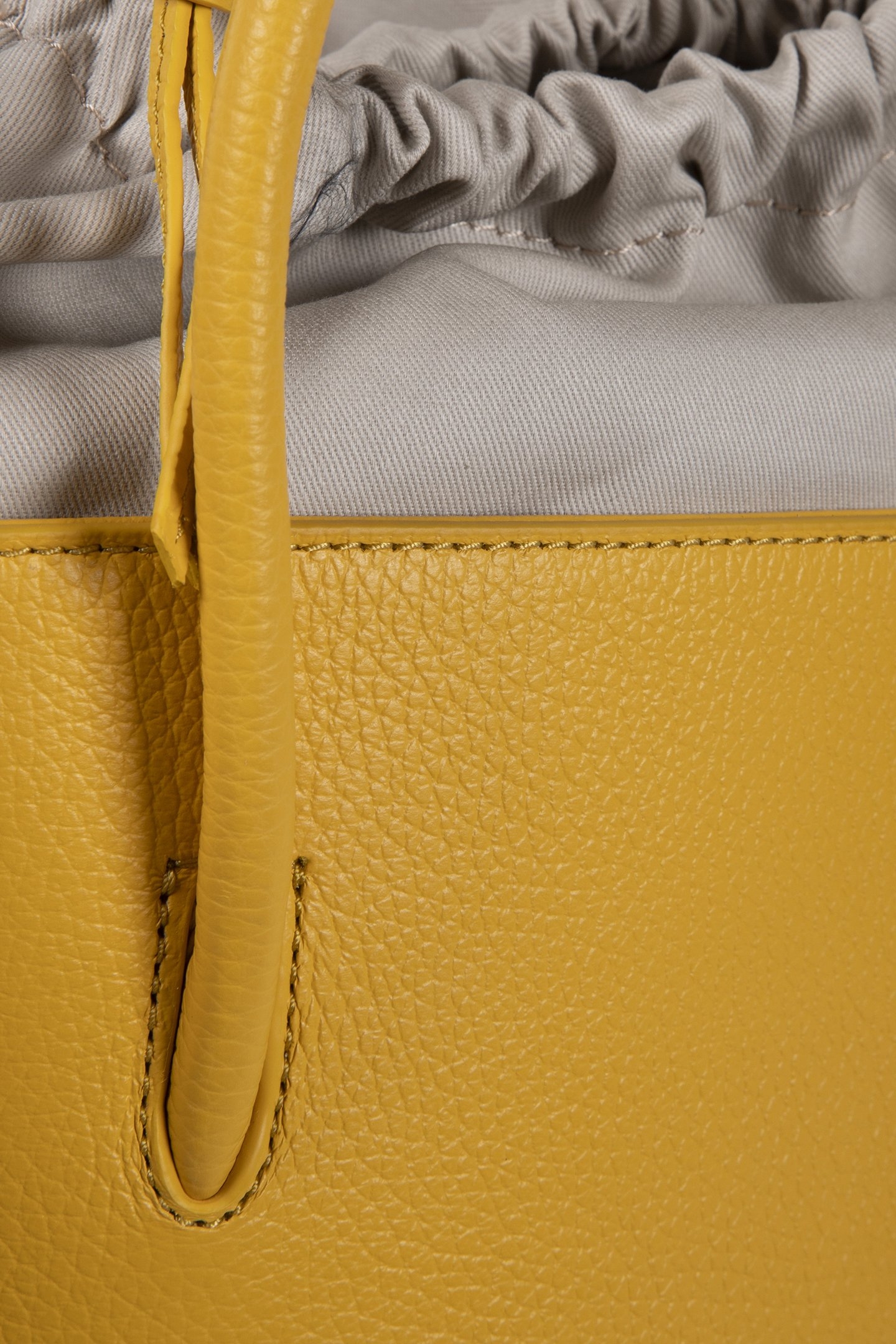 LEATHER BUCKET BAG IN MUSTARD YELLOW 5